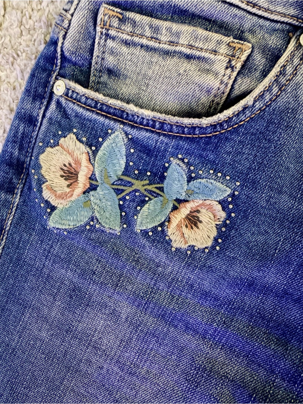Mavi Adriana Mid-Rise Skinny Embroidered Floral Jeans